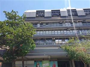 129 m² Commercial space in Lynnwood