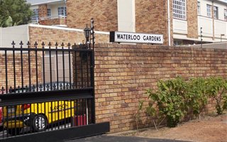 2 Bedroom Apartment in Wynberg