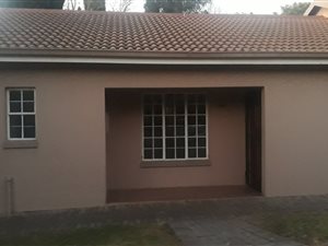 3 Bed Townhouse in Lynnwood Glen