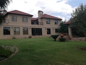 4 Bed House in Poortview