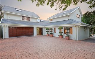 4 Bedroom House in Linden