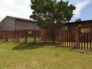 1300 m² Commercial space in Brakpan North