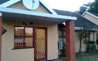 3 Bedroom Simplex in The Wolds