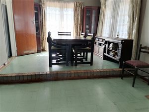 4 Bed House in Peerless Park
