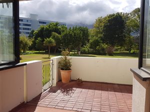 3 Bed Apartment in Claremont