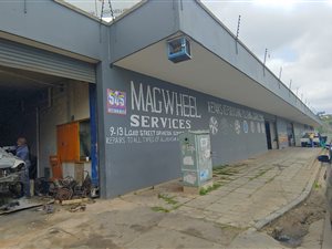 1200 m² Industrial space in Booysens