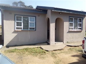 2 Bed House in Lovu