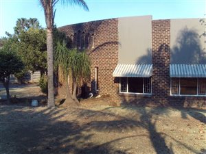 5 Bed House in Schuinshoogte