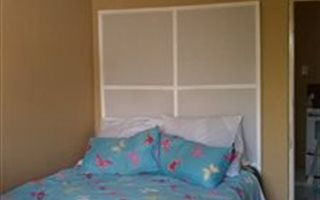 1 Bedroom Garden Cottage in Horizon View