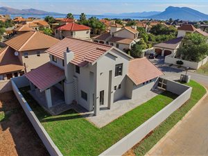 3 Bed House in Melodie