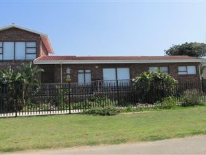4 Bed House in Reebok