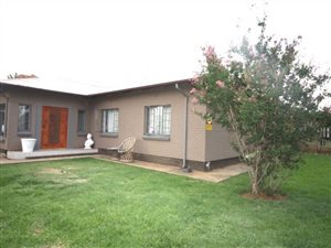 3 Bed House in Vanderbijlpark CE1