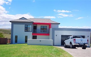3 Bedroom House in Island View