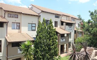 2 Bedroom Apartment in Paulshof