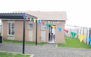 2 Bedroom House in Windmill Park