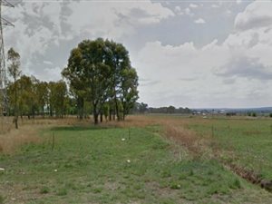 2.1 ha Land available in Sherman Park AH