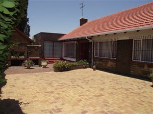 3 Bedroom House in Towerby