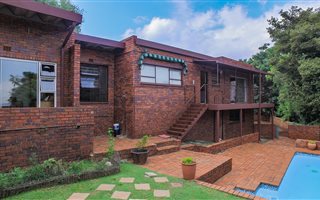 4 Bedroom House in Glenvista