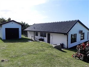 3 Bed House in Manaba