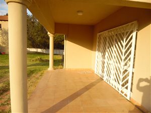 2 Bed Apartment in President Park