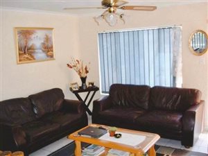 3 Bed House in Edenglen