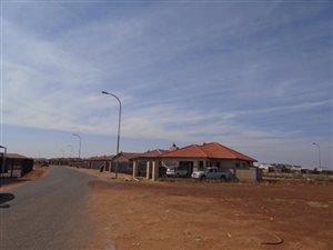 801 m² Land available in Kathu