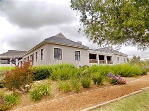 4 Bedroom House in Zevenwacht Country Estate