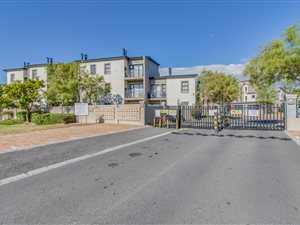 2 Bed Townhouse in Sonstraal Heights