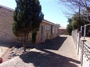2 Bed House in Vredefort