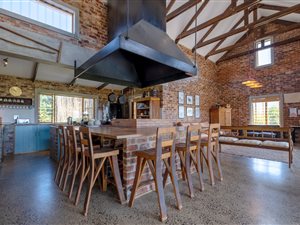 7.5 ha Farm in Northern Paarl