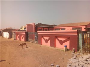 2 Bed House in Katlehong