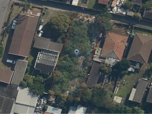 702 m² Land available in Clairwood