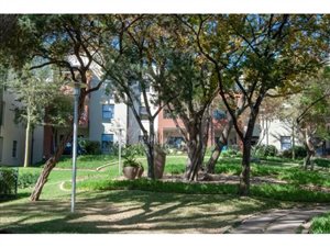 2 Bed Apartment in Bryanston