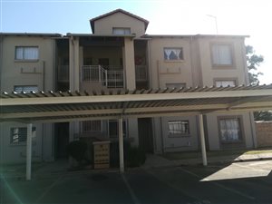 2 Bed Townhouse in Kleinfontein