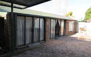 3 Bedroom House in Huntingdon