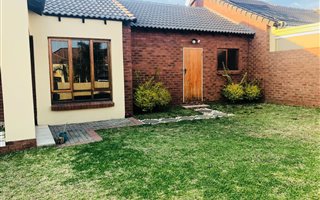 2 Bedroom Townhouse in Crescent Wood Country Estate