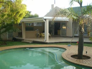 3 Bed House in Alphen Park