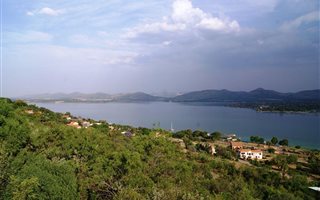1470 m² Land available in Kosmos Ridge