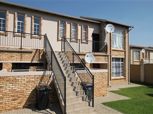 2 Bed Townhouse in Laser Park