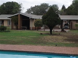 21419 ha Farm with House in Mantevrede