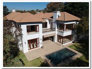 5 Bedroom Cluster in Bryanston East