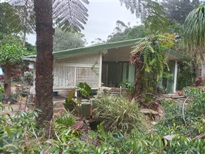 2 Bed Apartment in Hibberdene