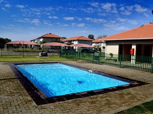 1 Bed Apartment in Comet