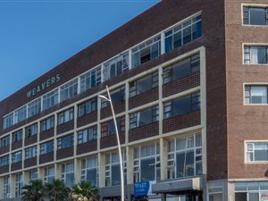 480 m² Office Space in Quigney