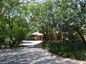 5 Bed House in Poortview