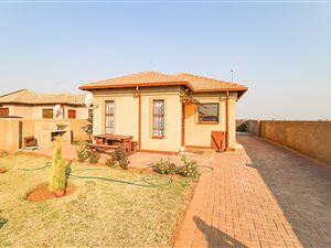 3 Bed House in Modderbee