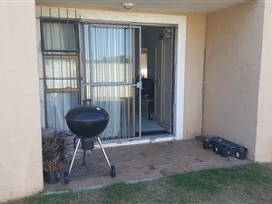 2 Bed Apartment in Sonstraal Heights