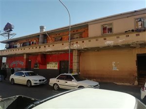 495 m² Commercial space in Brixton