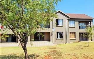 2 Bedroom Apartment in Willowbrook