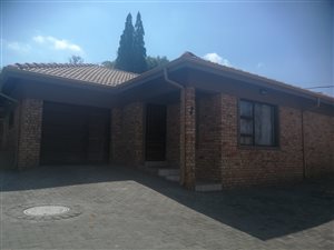 2 Bedroom Simplex in Alberton